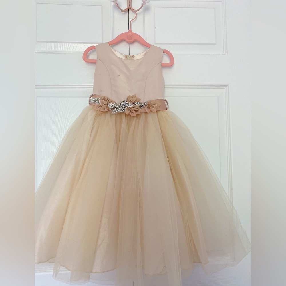 BOUTIQUE | Champagne Tulle Dress.